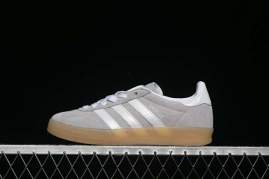 Picture of Adidas Gazelle _SKUfw20759265375814402fw